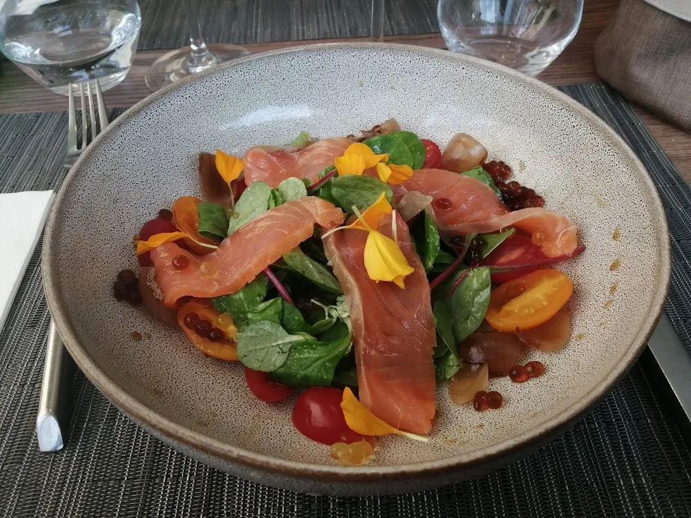Salade Cœur de Saumon Fumé